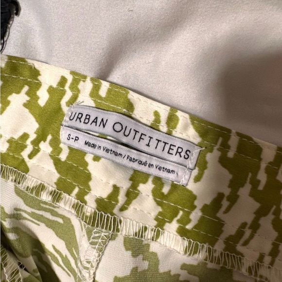 Wide leg pants - Picture 2 of 2